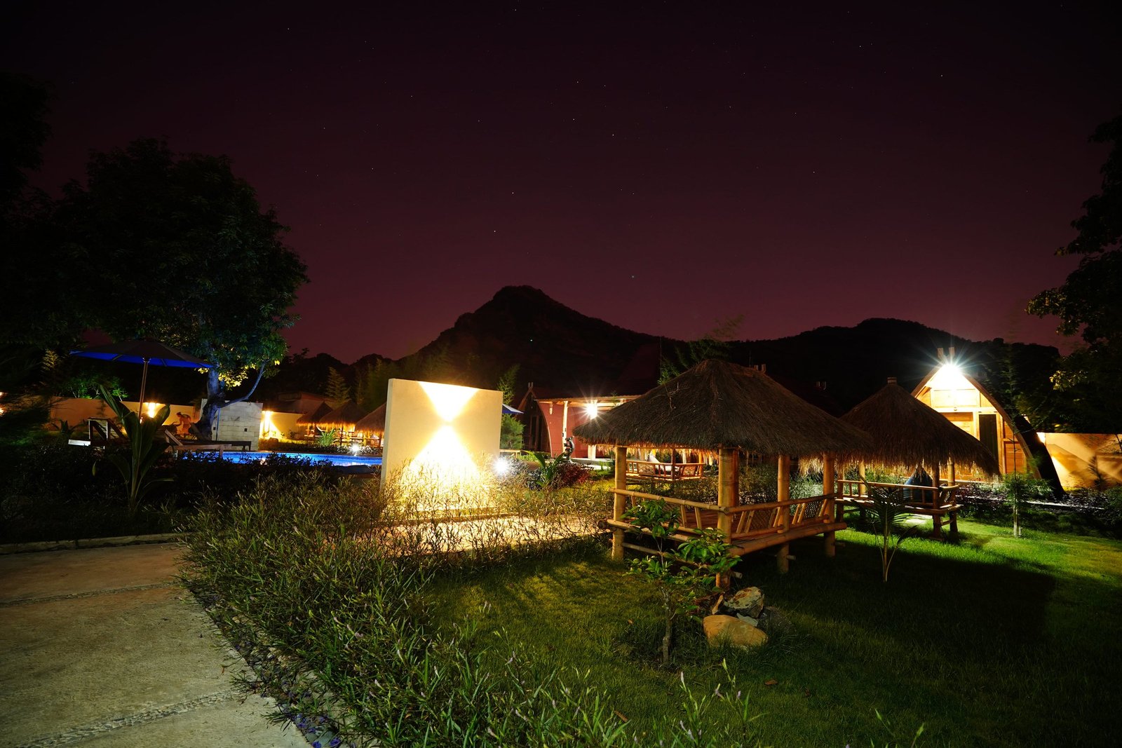 Peaceful Settings - Image 7